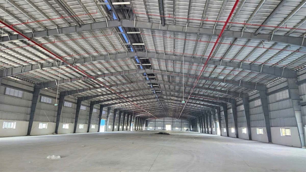 Cho thuê 10.000m2 nhà xưởng trong KCN tại Thành Phố Hồ Chí Minh